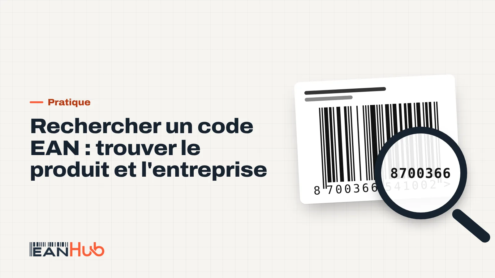 Loupe posée sur un code-barres EAN-13 imprimé sur une boîte en carton